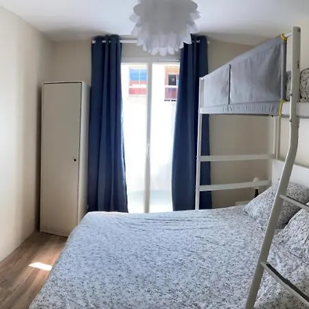 Bohobos Hostel Antibes Exterior photo