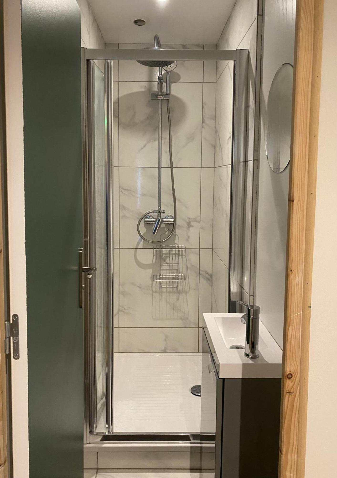 Bohobos Hostel Antibes